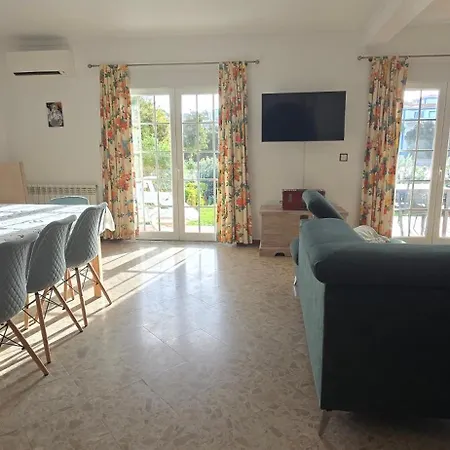 Beautiful Townhouse By The Golf Course And Ocean Dom wakacyjny *