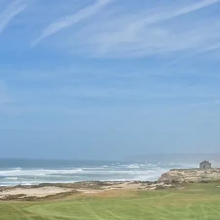 Dom wakacyjny Beautiful Townhouse By The Golf Course And Ocean Praia del Rei